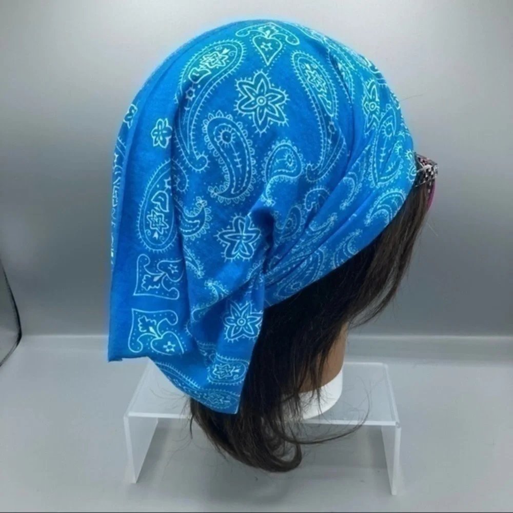 💋 Blue bandanna hair scarf wrap NWOT